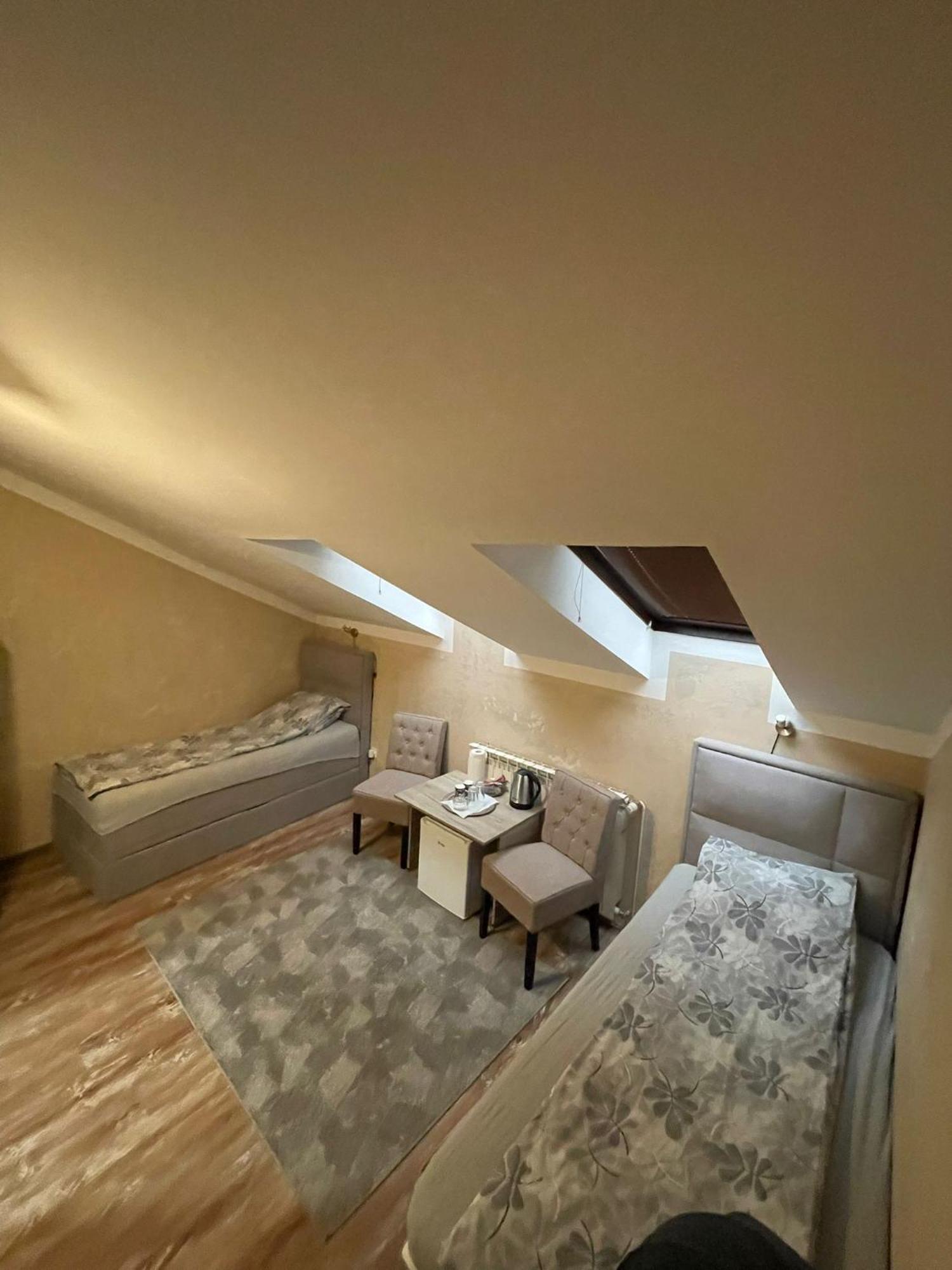 Al-Dino Hotel Sarajevo Bagian luar foto